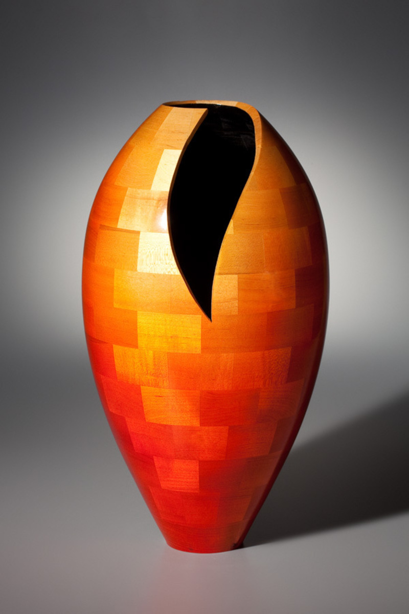 THE SUNBURST DEEP VEE
