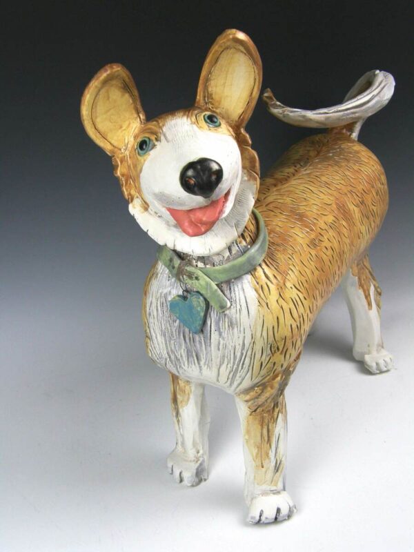 THE QUEEN'S POUND PUPPY
