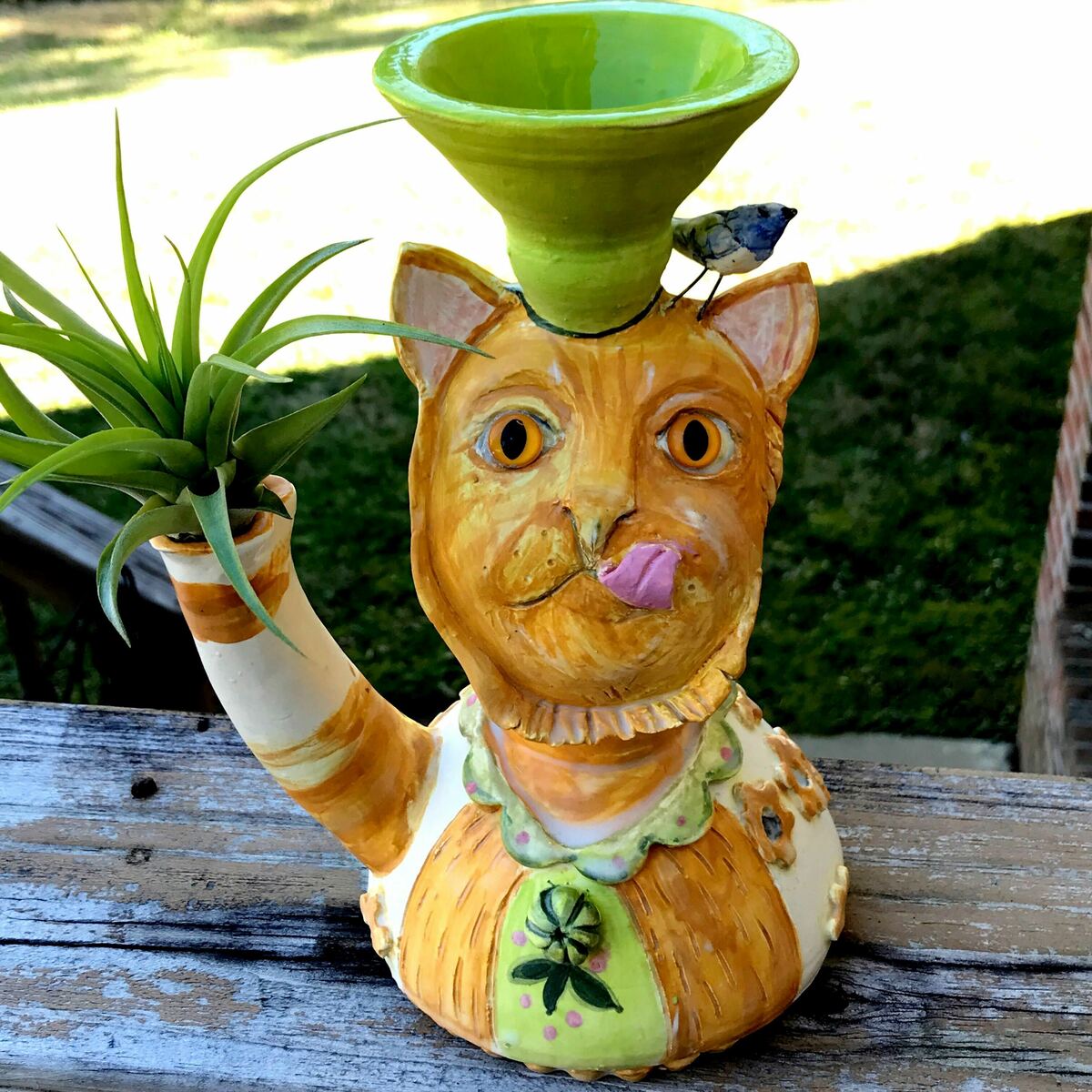 Tabby cat vase
