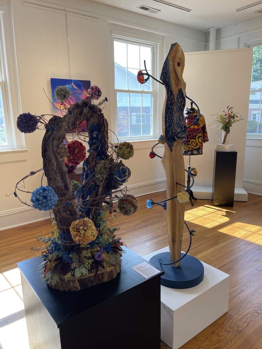 #10 – 2nd Place Winner – D.McEntire – Solar System Entwine / The Shady Ladies